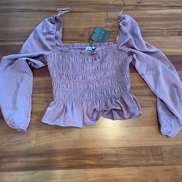 NTW Dusty rose colored beautiful gathered bodice, silky shirt. - Picture 1 of 2